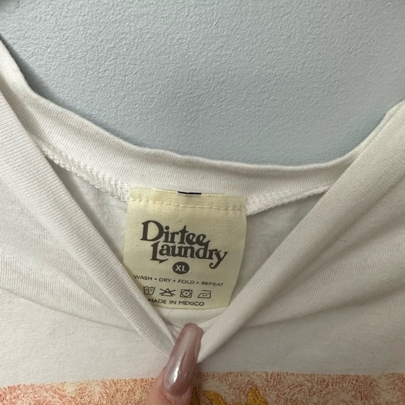 Sunflower tee - Picture 2 of 3